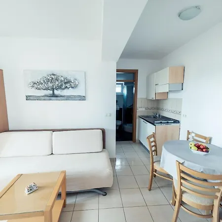 Apartments Vesna Διαμέρισμα Gradac (Split-Dalmatia)