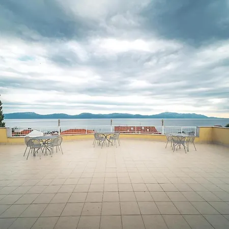 Apartments Vesna Διαμέρισμα *