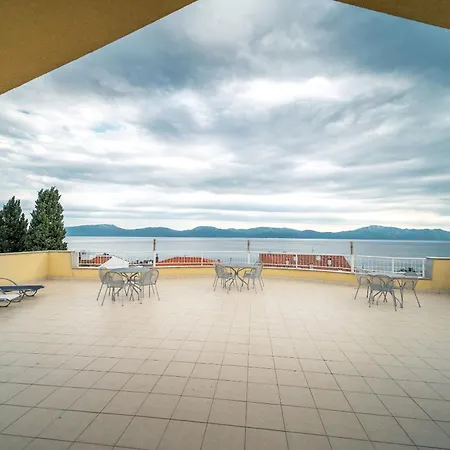 Apartments Vesna *
